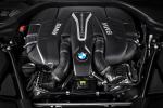 BMW M550i xDrive Sedan 2017 года (WW)